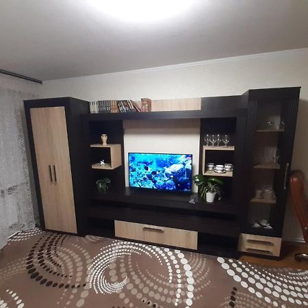 Двокімнатна Apartment Shepetivka ภายนอก รูปภาพ